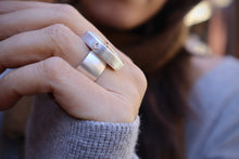 Load image into Gallery viewer, Little Moon Ring (5.5-5.75)