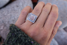Load image into Gallery viewer, Polaroid Ring (size 6)
