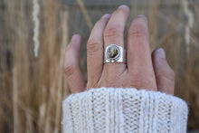 Load image into Gallery viewer, Dancing Silhouettes (6.5-6.75)