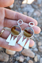 Load image into Gallery viewer, Illuminate Earrings