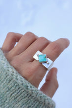 Load image into Gallery viewer, Sonoran Signet (9-9.25)