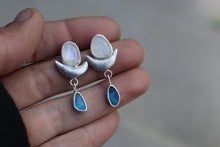 Load image into Gallery viewer, Little Moon Posts