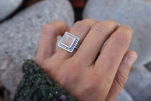 Load image into Gallery viewer, Polaroid Ring (size 6)