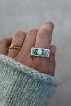 Load image into Gallery viewer, Signet Tri-Stone (7.75)