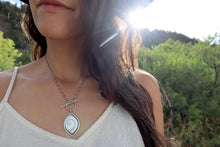 Load image into Gallery viewer, Ocean Calling Pendant