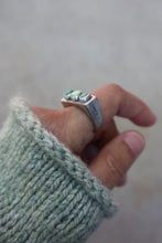 Load image into Gallery viewer, Signet Tri-Stone (7.75)