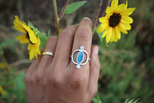 Load image into Gallery viewer, Wider Circles Ring (8)