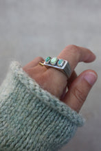 Load image into Gallery viewer, Signet Tri-Stone (7.75)
