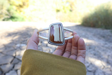 Load image into Gallery viewer, Owhyee Cuff