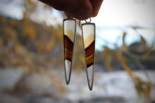 Load image into Gallery viewer, Crack of Dawn Earrings