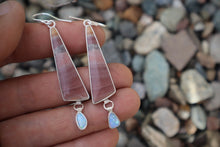 Load image into Gallery viewer, Bloom Forth Earrings