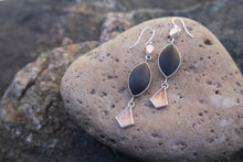 Load image into Gallery viewer, Midnight Light Danglers