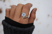 Load image into Gallery viewer, Snake Medicine Ring 7.25
