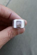 Load image into Gallery viewer, Mazí Ring (6.75-7)
