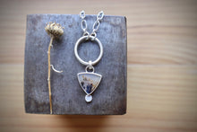 Load image into Gallery viewer, Sunset Haze Necklace
