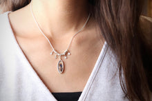 Load image into Gallery viewer, Windswept Petals Necklace
