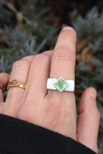 Load image into Gallery viewer, Forager’s Signet (6.75)
