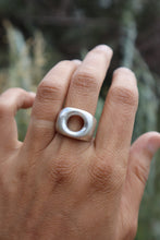 Load image into Gallery viewer, Portal Ring (6.75-7)
