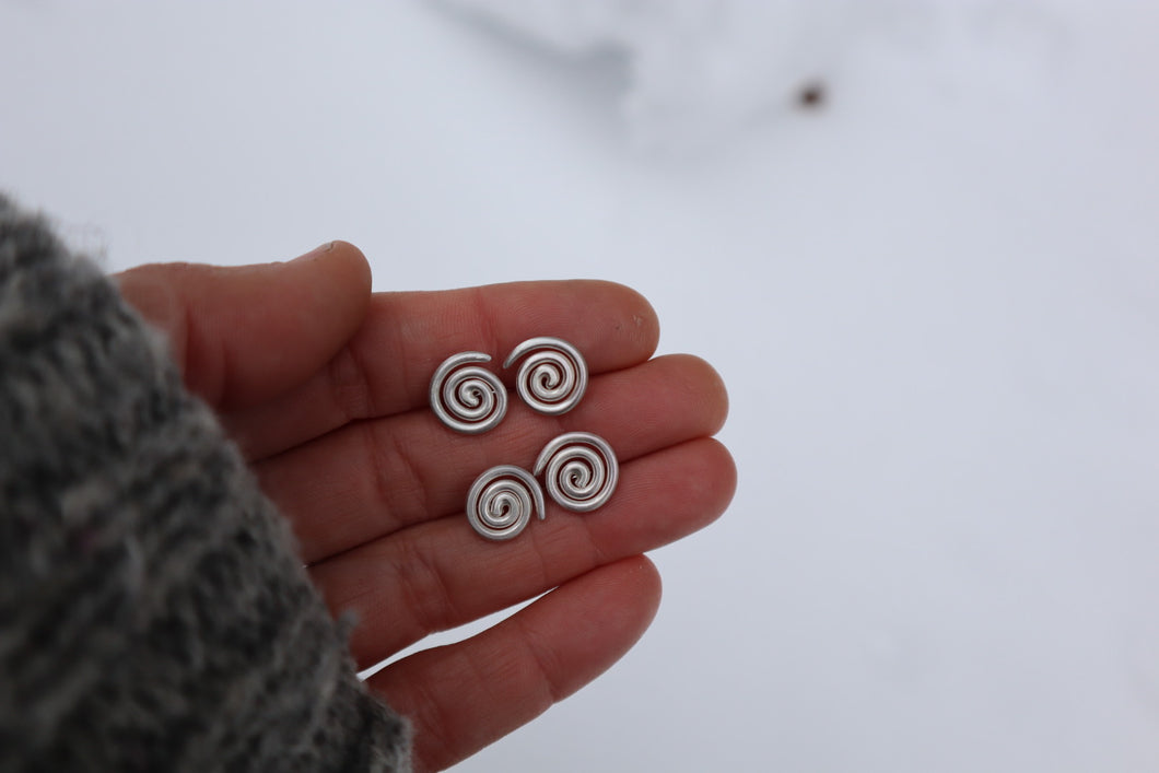 Spiral Studs