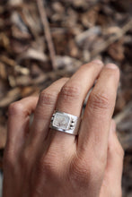 Load image into Gallery viewer, Mycelium Ring (7.5-7.75)
