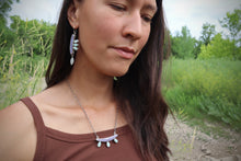 Load image into Gallery viewer, Birds of a Feather Necklace
