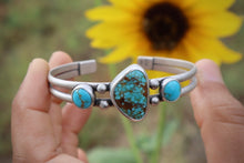 Load image into Gallery viewer, Earth Lines Cuff

