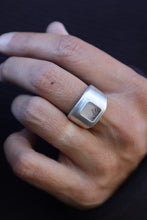 Load image into Gallery viewer, Mazí Ring (6.75-7)
