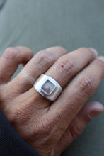 Load image into Gallery viewer, Mazí Ring (6.75-7)
