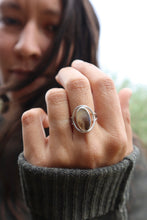 Load image into Gallery viewer, Circle 'round Ring (6.5-6.75)
