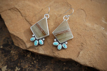 Load image into Gallery viewer, Heartland Earrings
