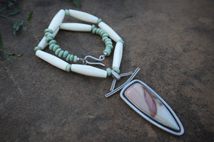 Soften the Edges Necklace