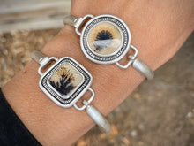 Load image into Gallery viewer, Sunflower Bracelet
