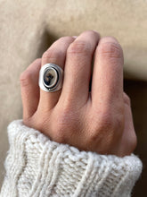 Load image into Gallery viewer, (Size 6.75-7) Full bloom Ring
