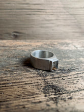Load image into Gallery viewer, Signet Ring 1
